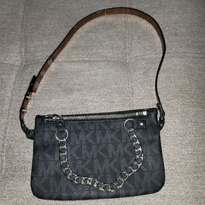 Micheal kors fanny pack purse